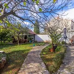 Appartement Laureta A2 *